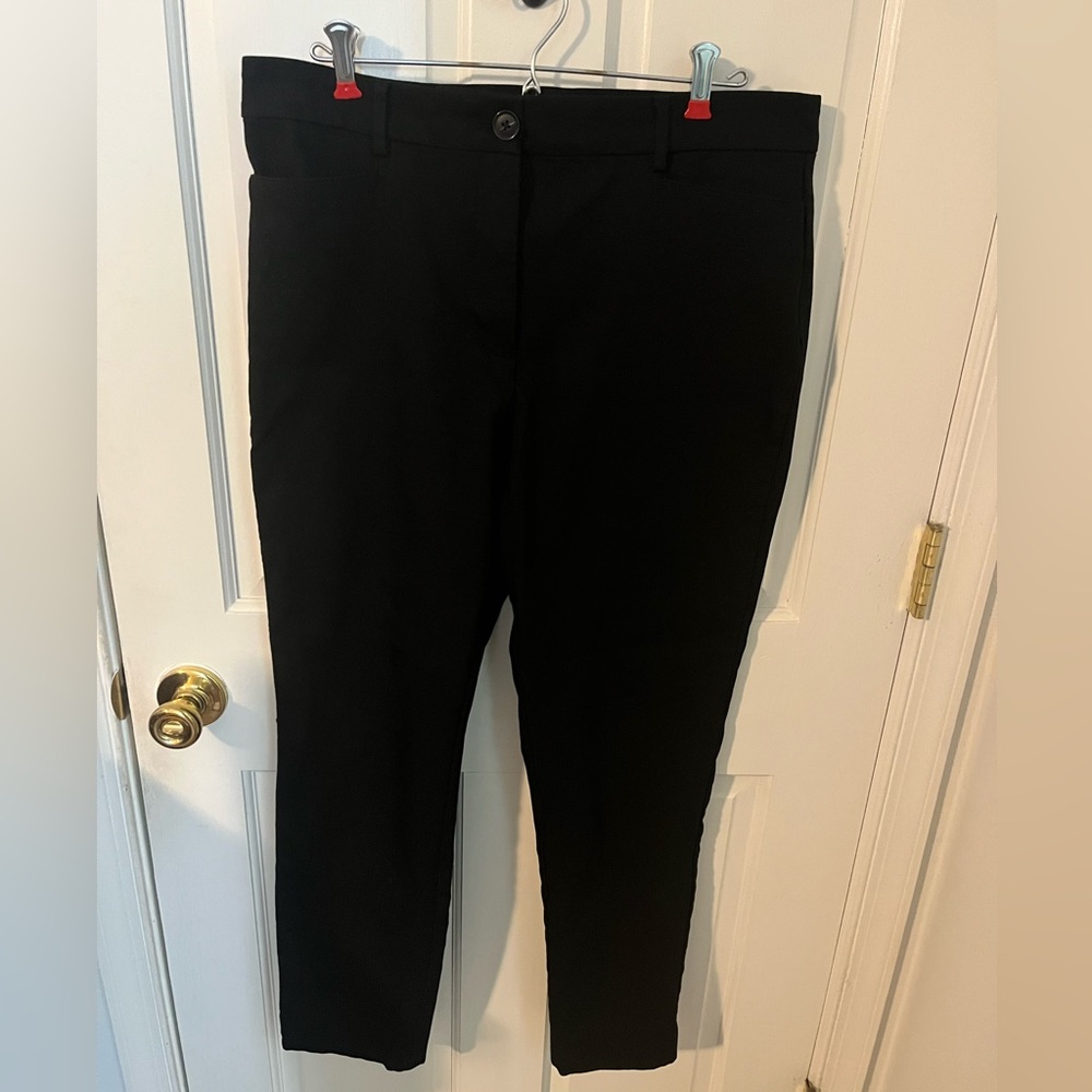 LOFT Black Curvy Fit Pants—The Sutton Skinny Size 12 TALL